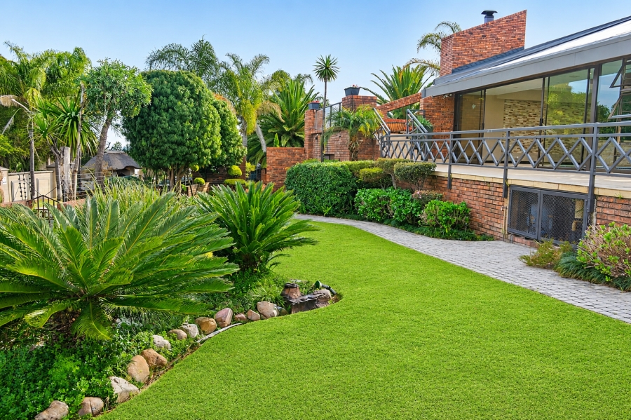 4 Bedroom Property for Sale in Wilkoppies North West